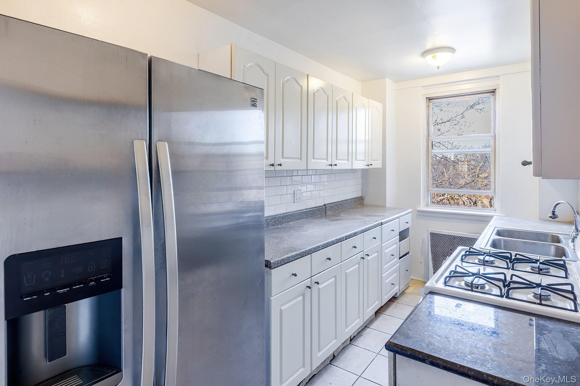 80 Knolls Crescent # 6M, Bronx, NY 10463