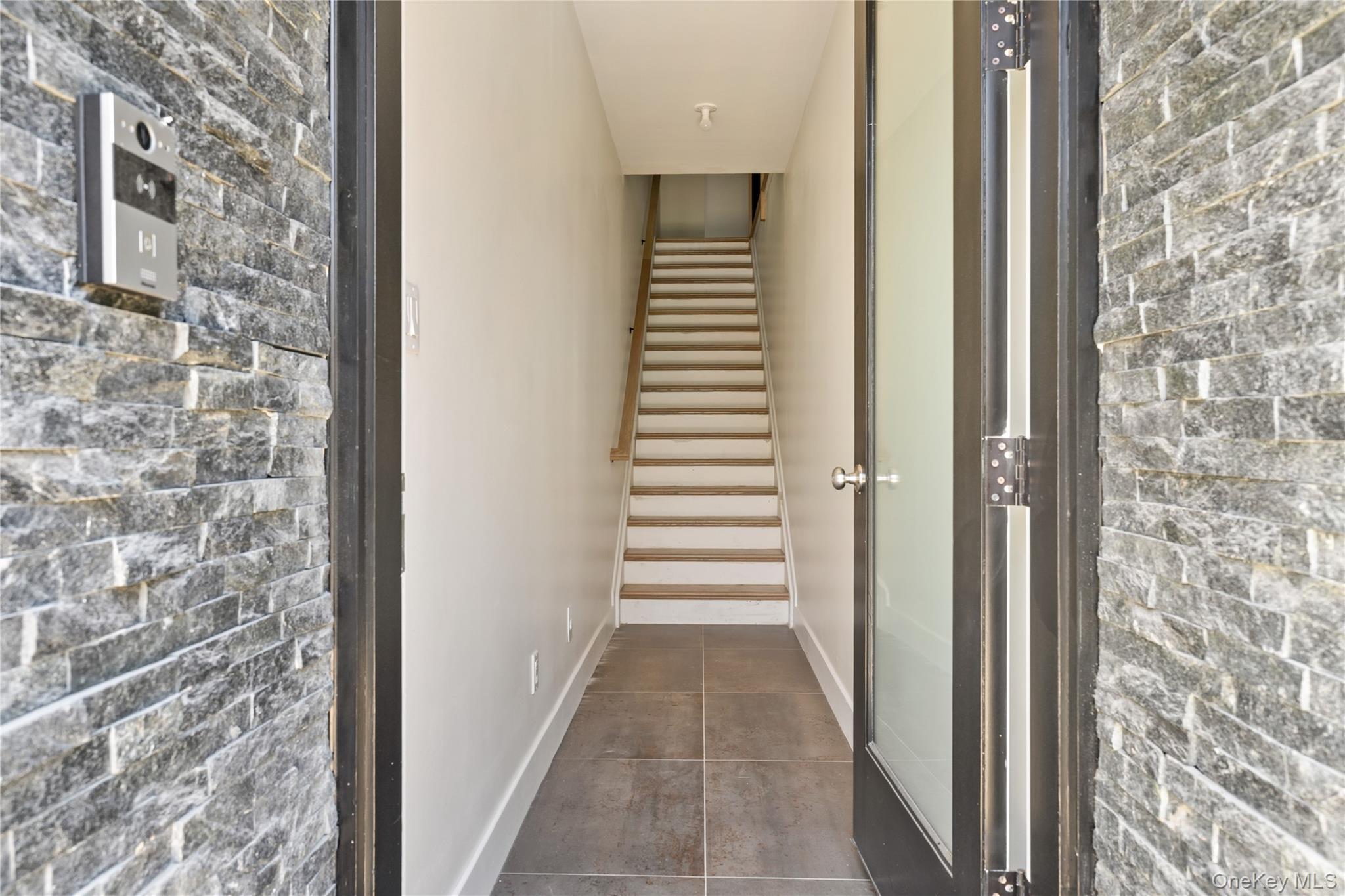 3 Valley Way # 321, Spring Valley, NY 10977