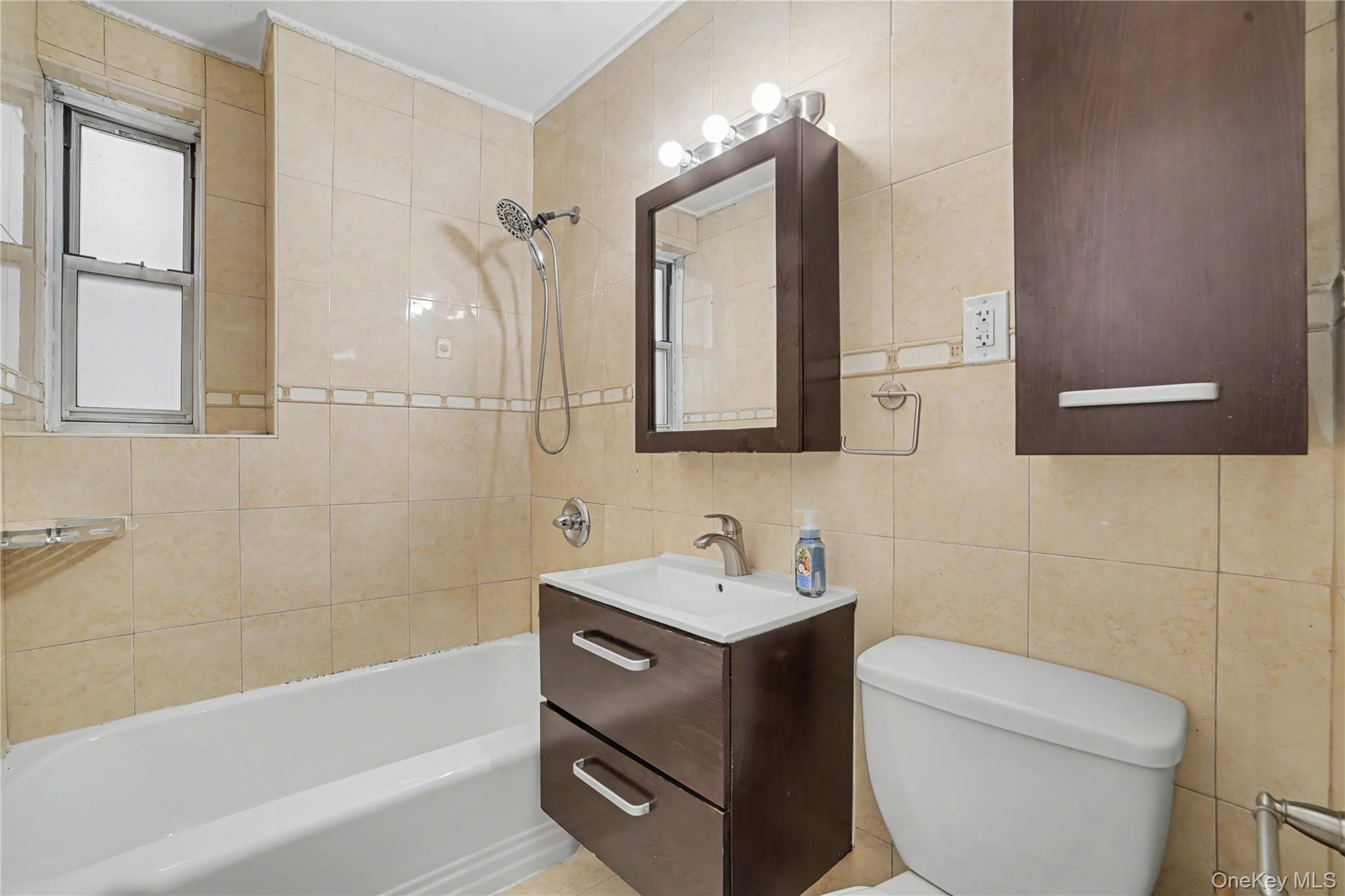 29 Abeel Street # 3A, Yonkers, NY 10705