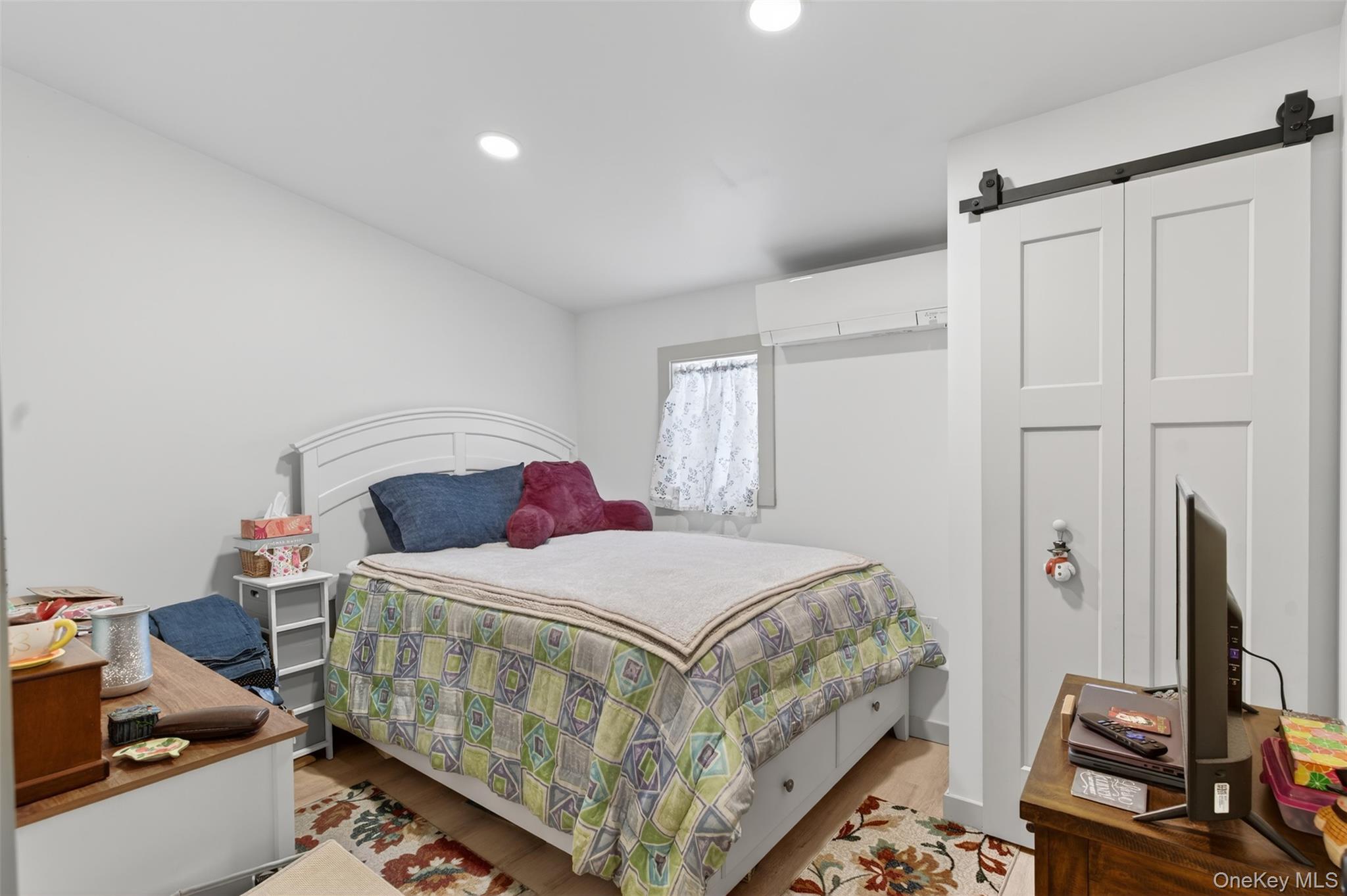 3 & 5 Dutchtown Road # 1-3, Saugerties, NY 12477