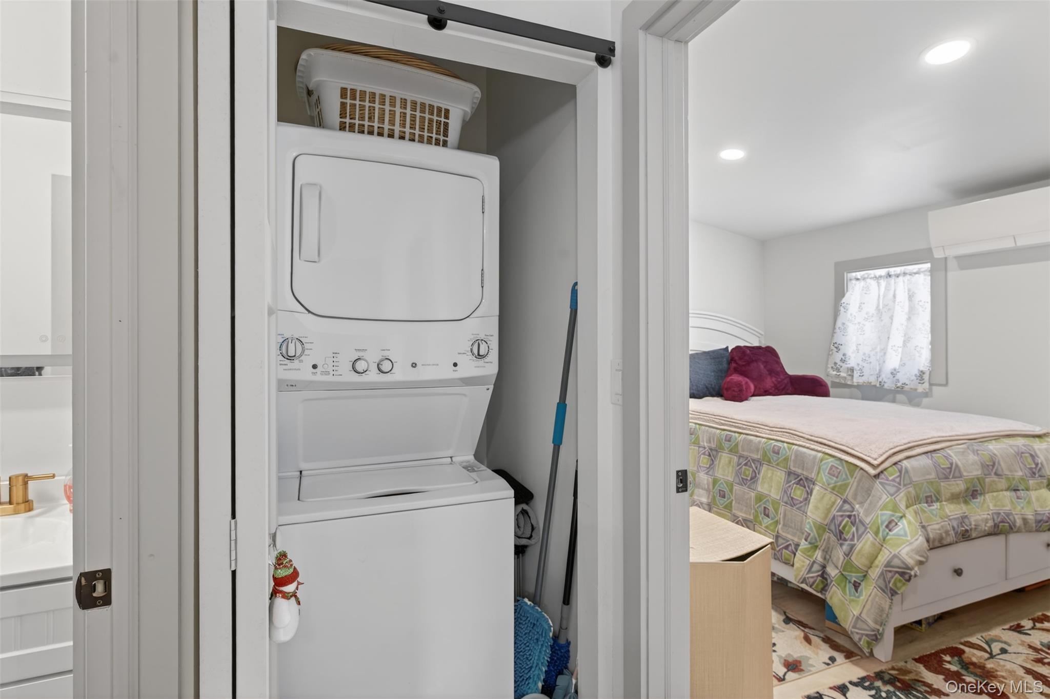 3 & 5 Dutchtown Road # 1-3, Saugerties, NY 12477