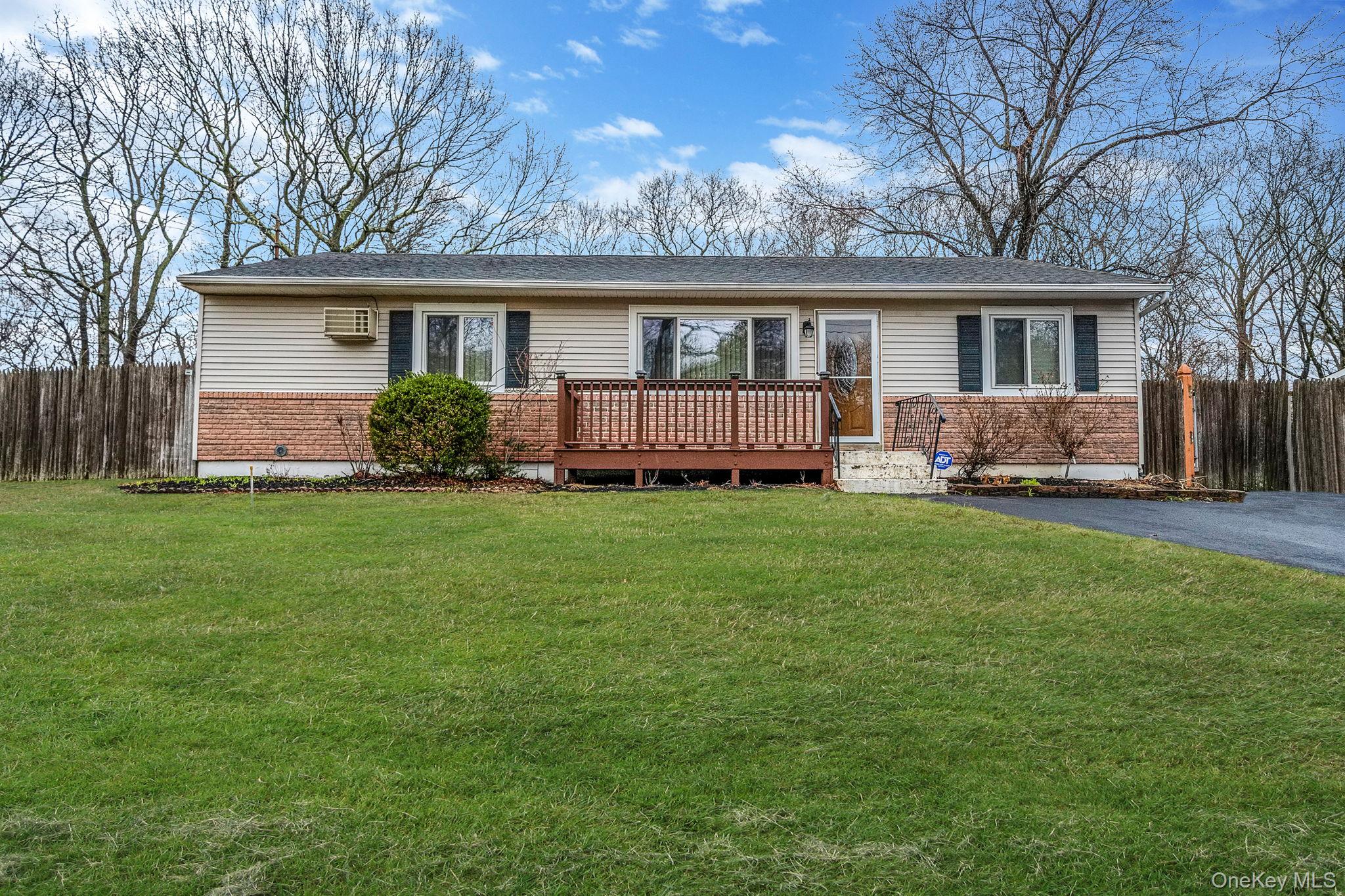 15 Carr Lane, Medford, NY 11763