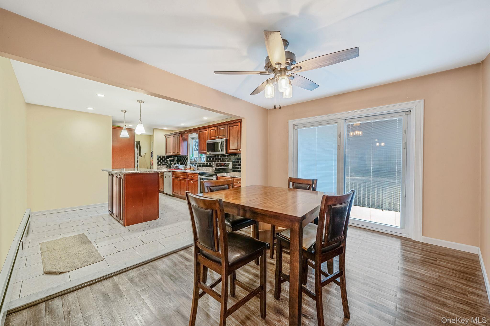 15 Carr Lane, Medford, NY 11763