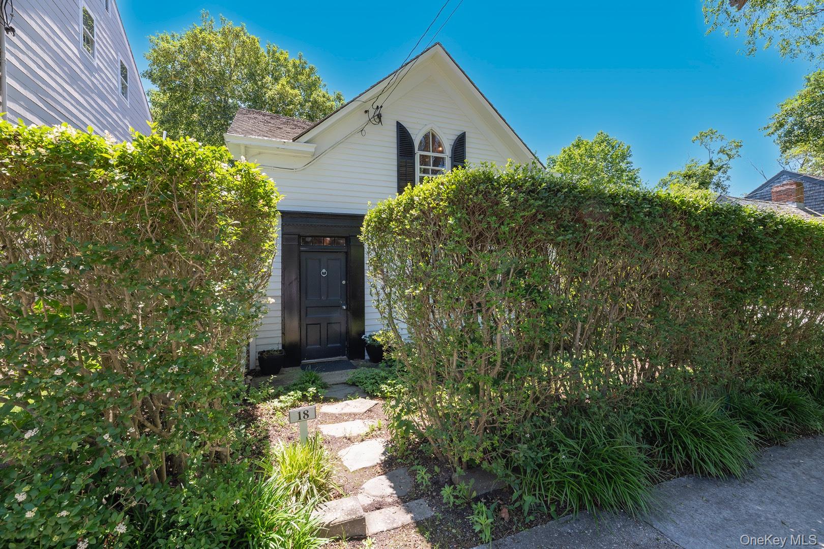 18 Hampton Street, Sag Harbor, NY 11963