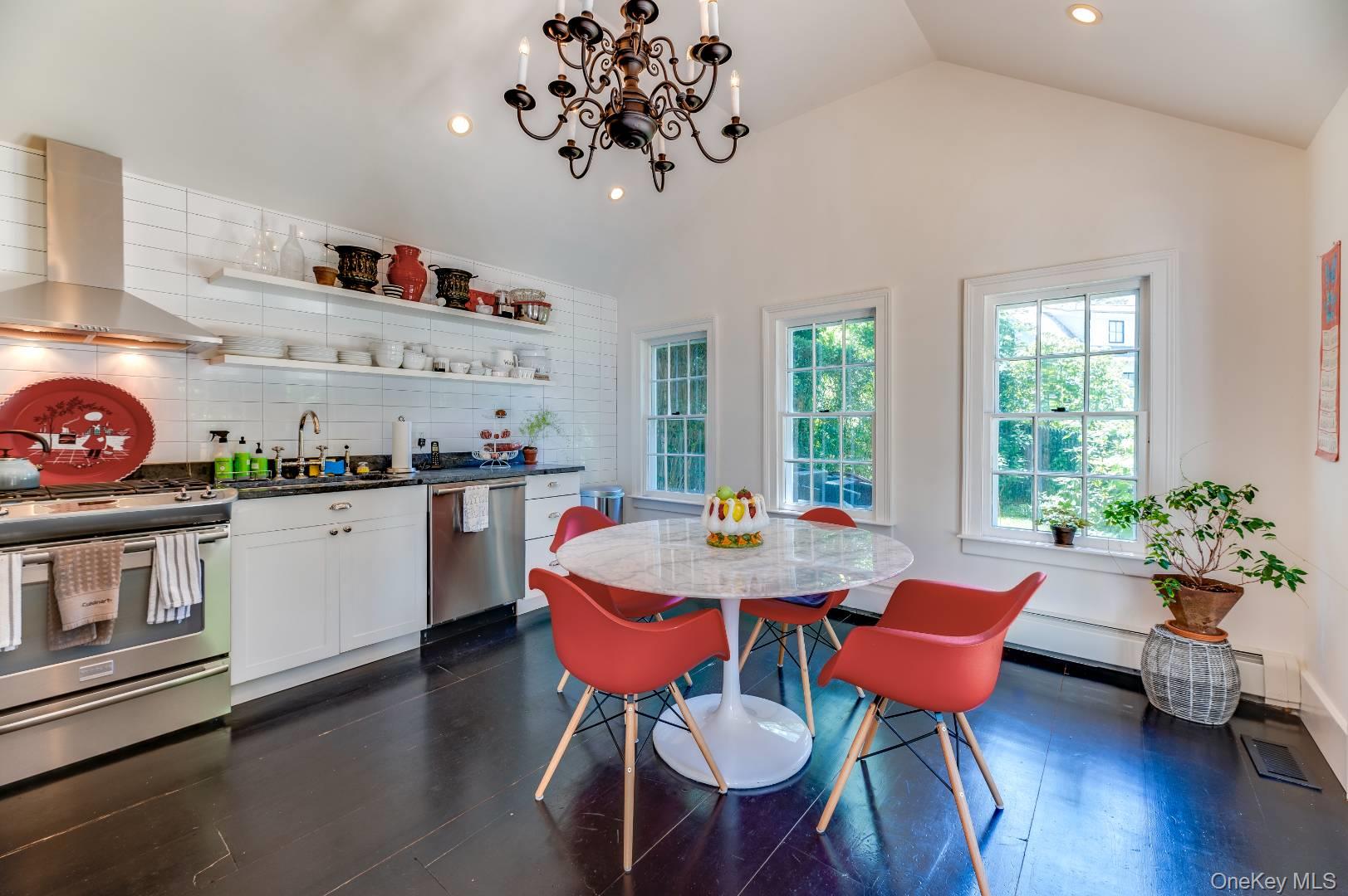 18 Hampton Street, Sag Harbor, NY 11963