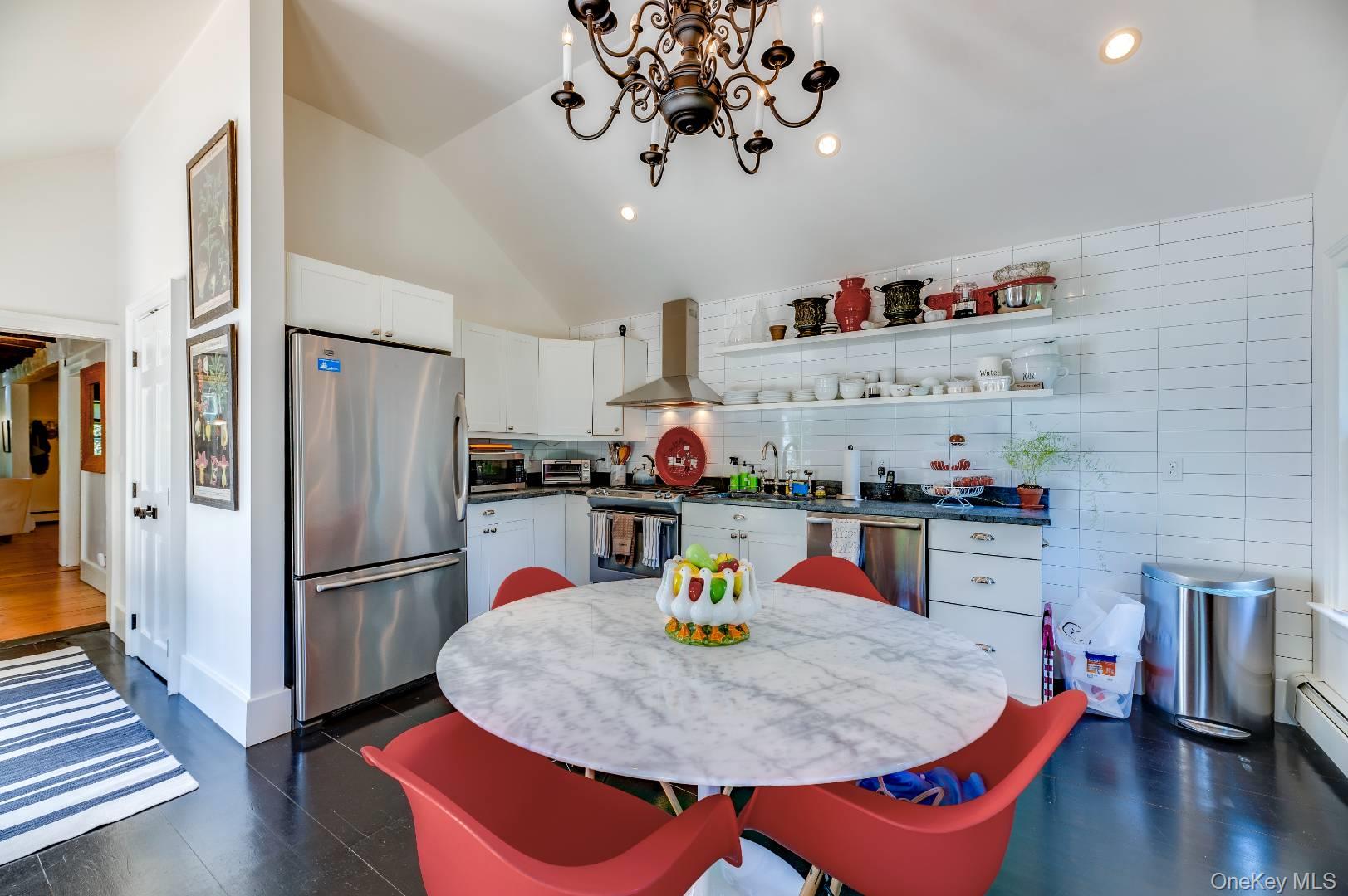 18 Hampton Street, Sag Harbor, NY 11963