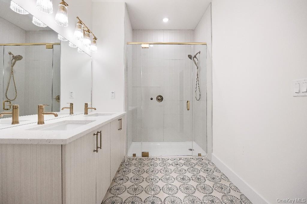 306 Bluestone Court # 114, Maybrook, NY 12543