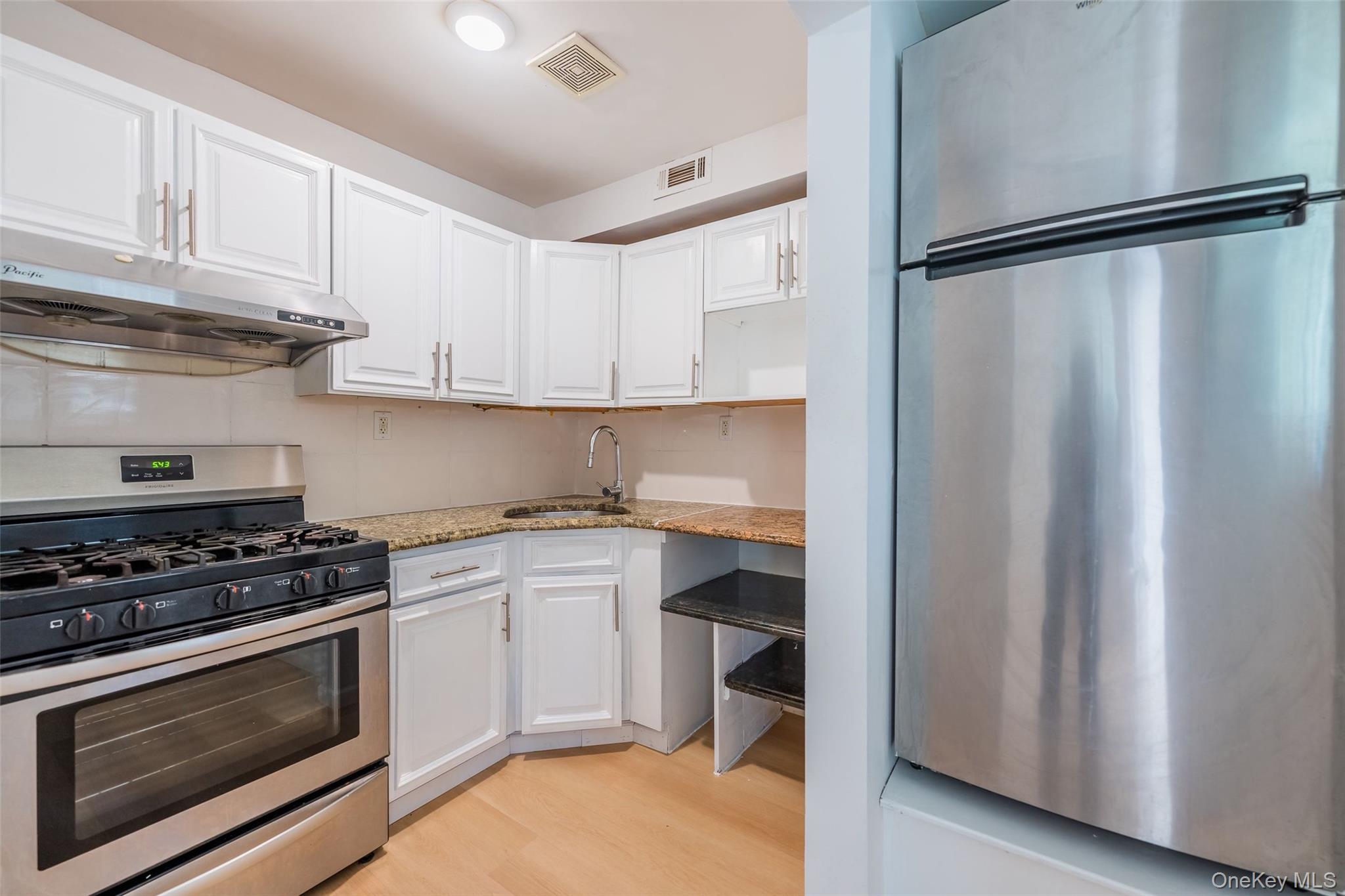 102-23 43rd Avenue # 1B, Flushing, NY 11368