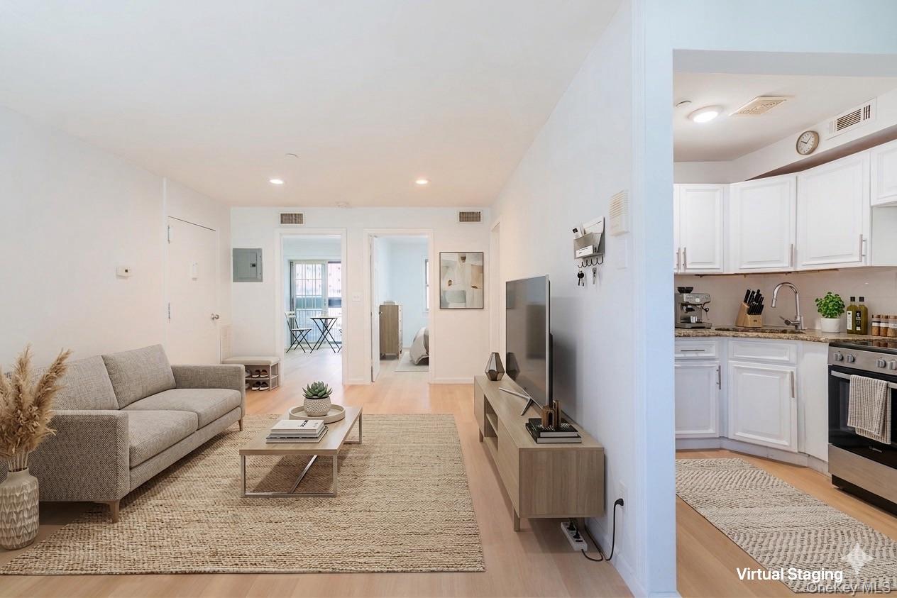 102-23 43rd Avenue # 1B, Flushing, NY 11368