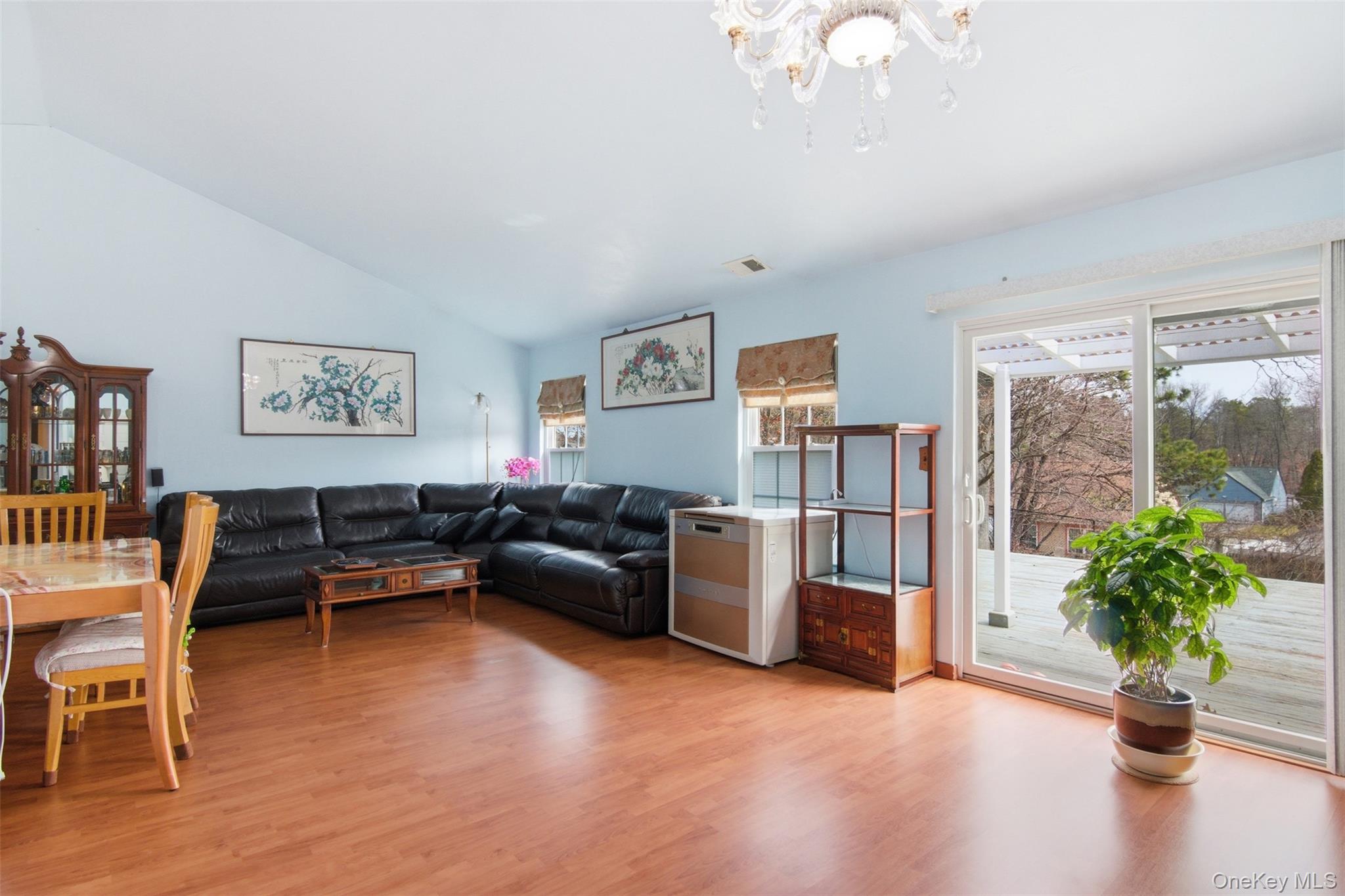 11 Royal Drive, Coram, NY 11727