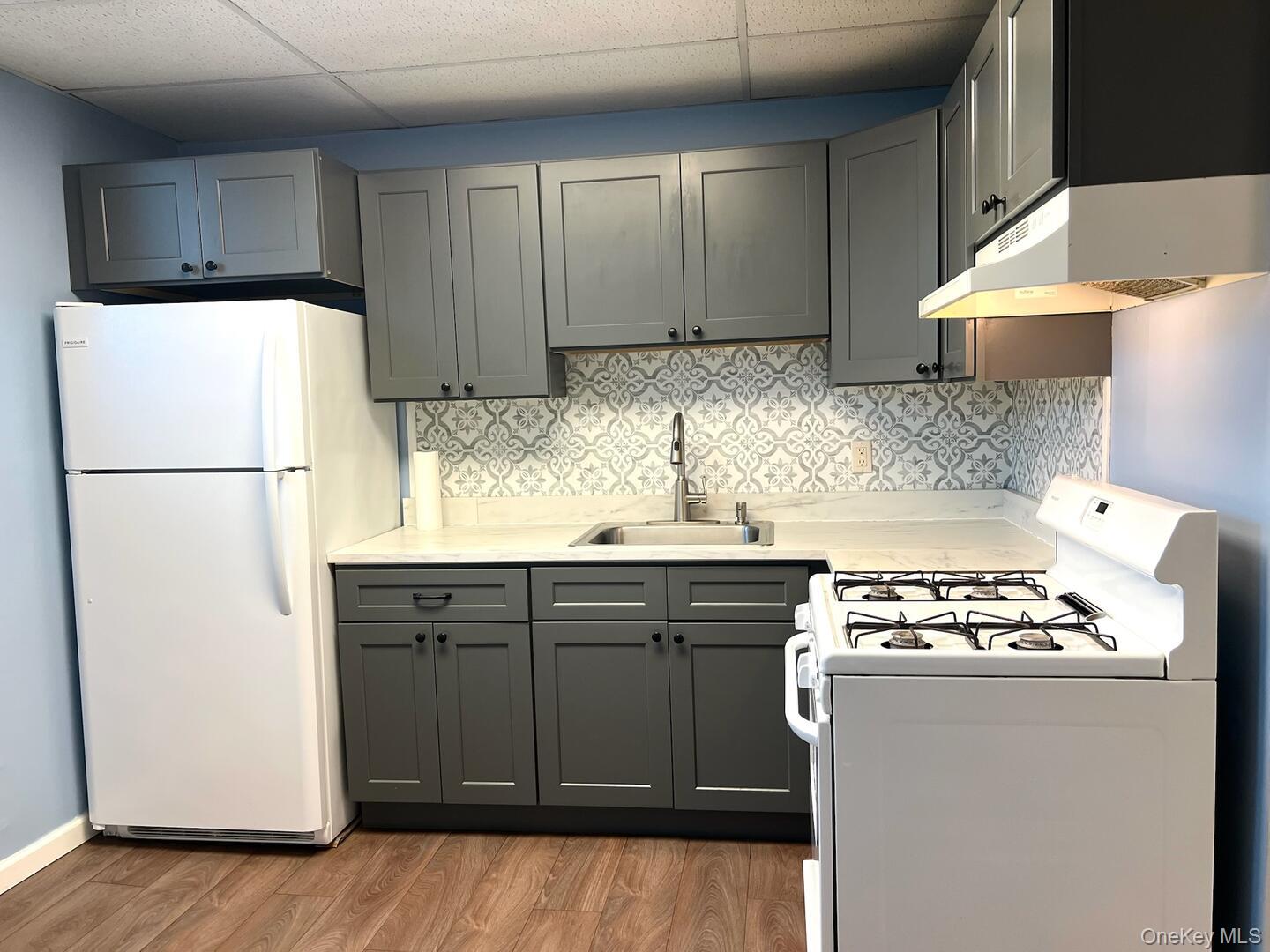 39 Chapman Place # 1, Bay Shore, NY 11706