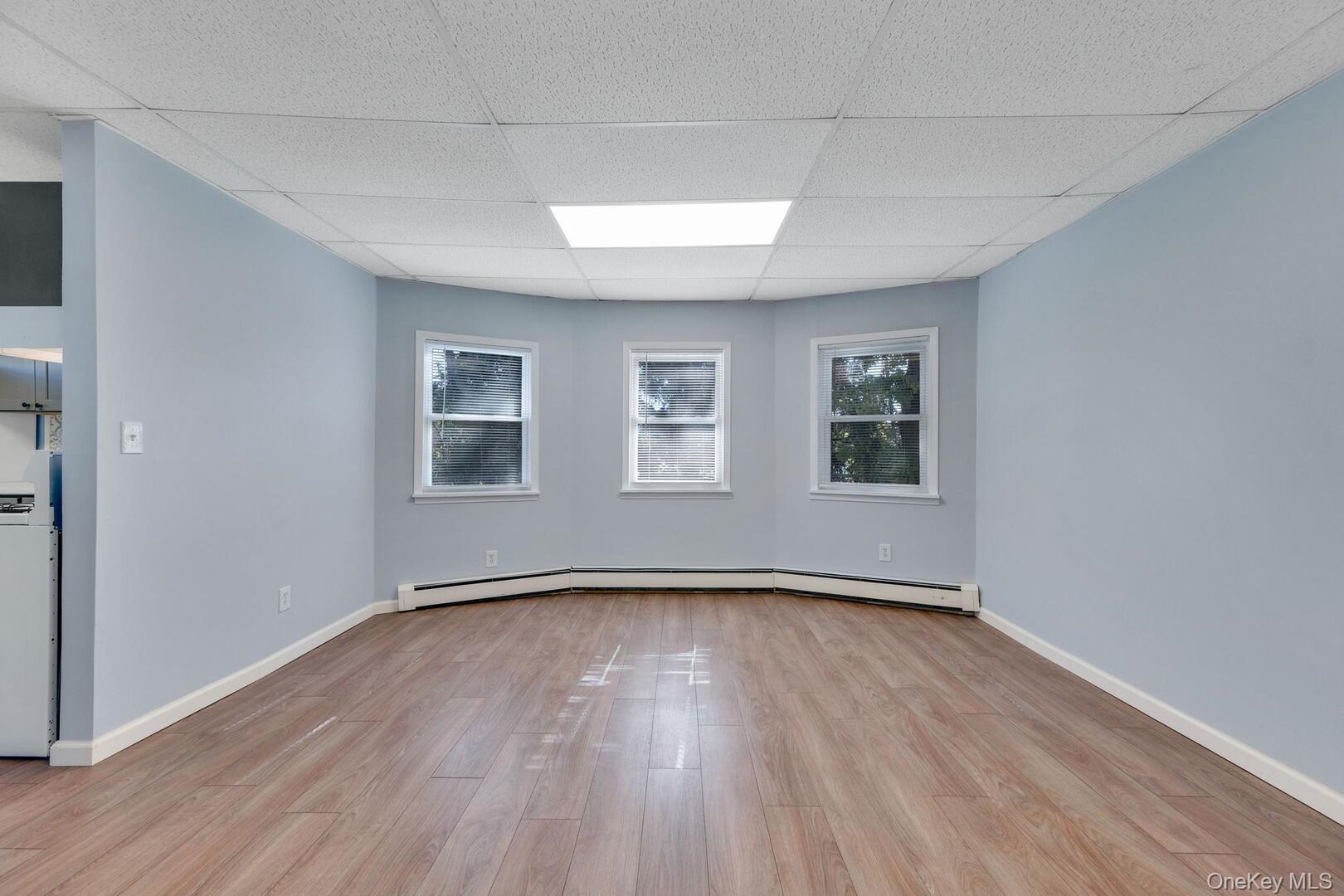 39 Chapman Place # 1, Bay Shore, NY 11706