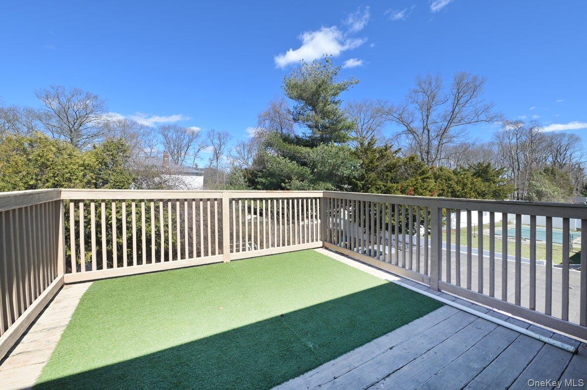 313 Warren Street, West Babylon, NY 11704