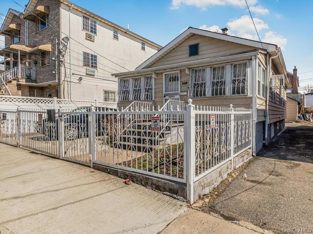 3408 Ely Avenue, Bronx, NY 10469