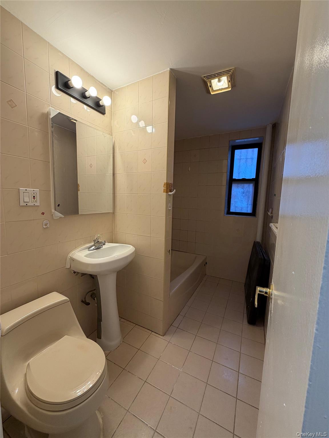 4220 Kissena Boulevard # A12, Flushing, NY 11355