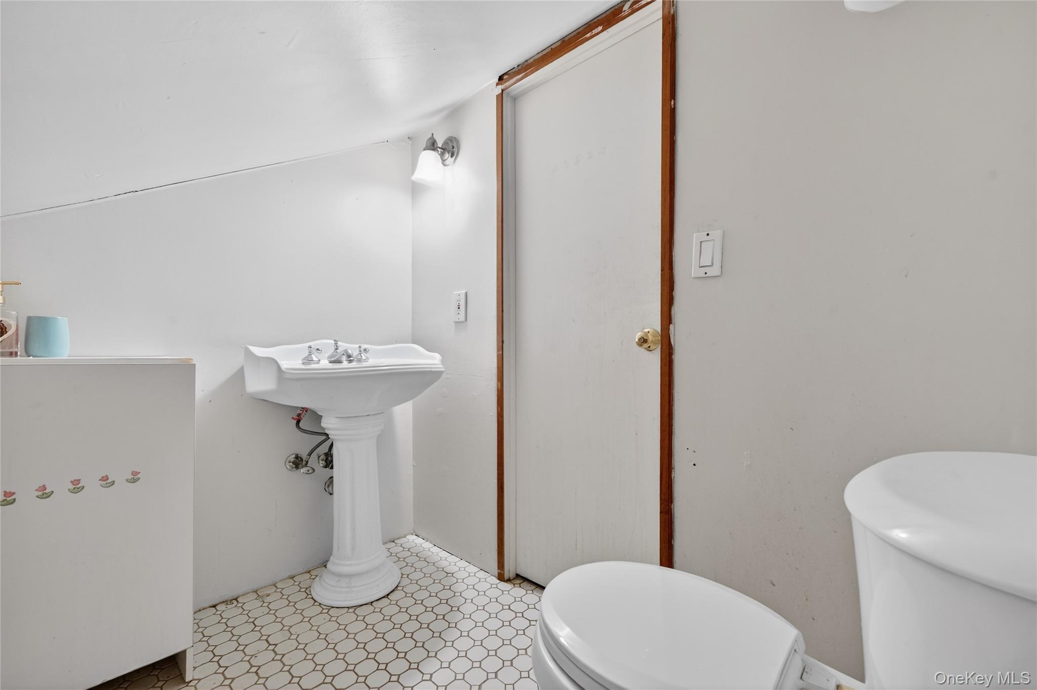 2008 Hancock Avenue, North Bellmore, NY 11710