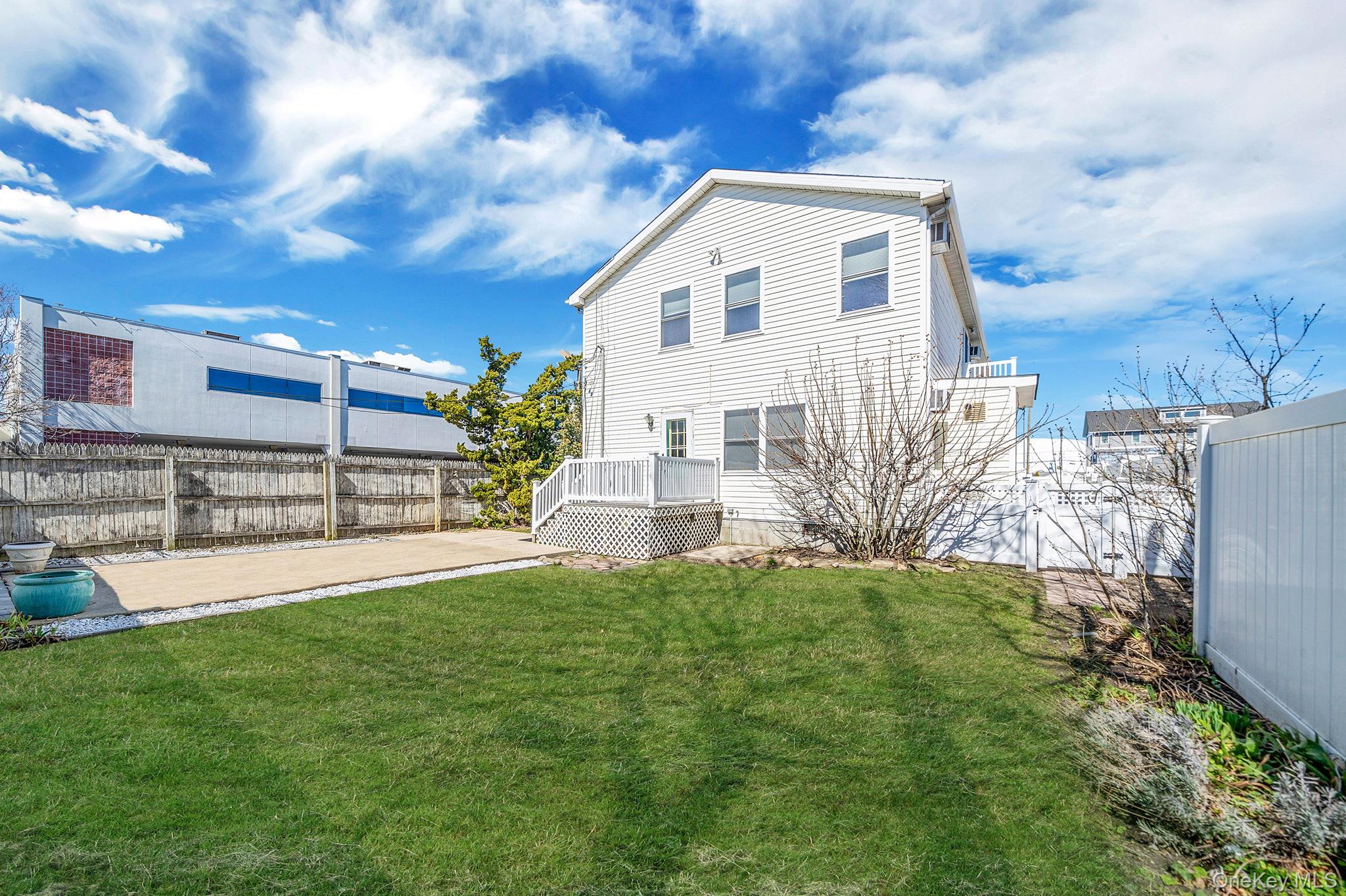 272 E Harrison Street # 1, Long Beach, NY 11561