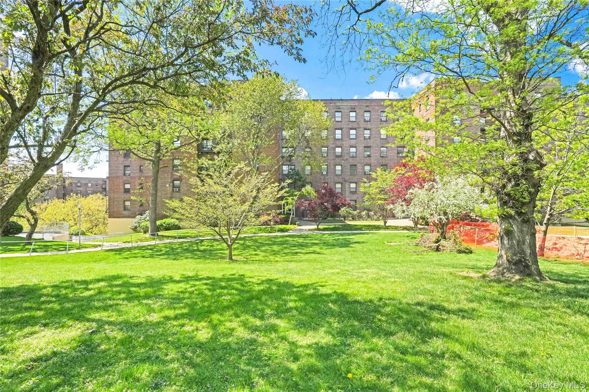 25-40 UNION Street # 1C, Flushing, NY 11354