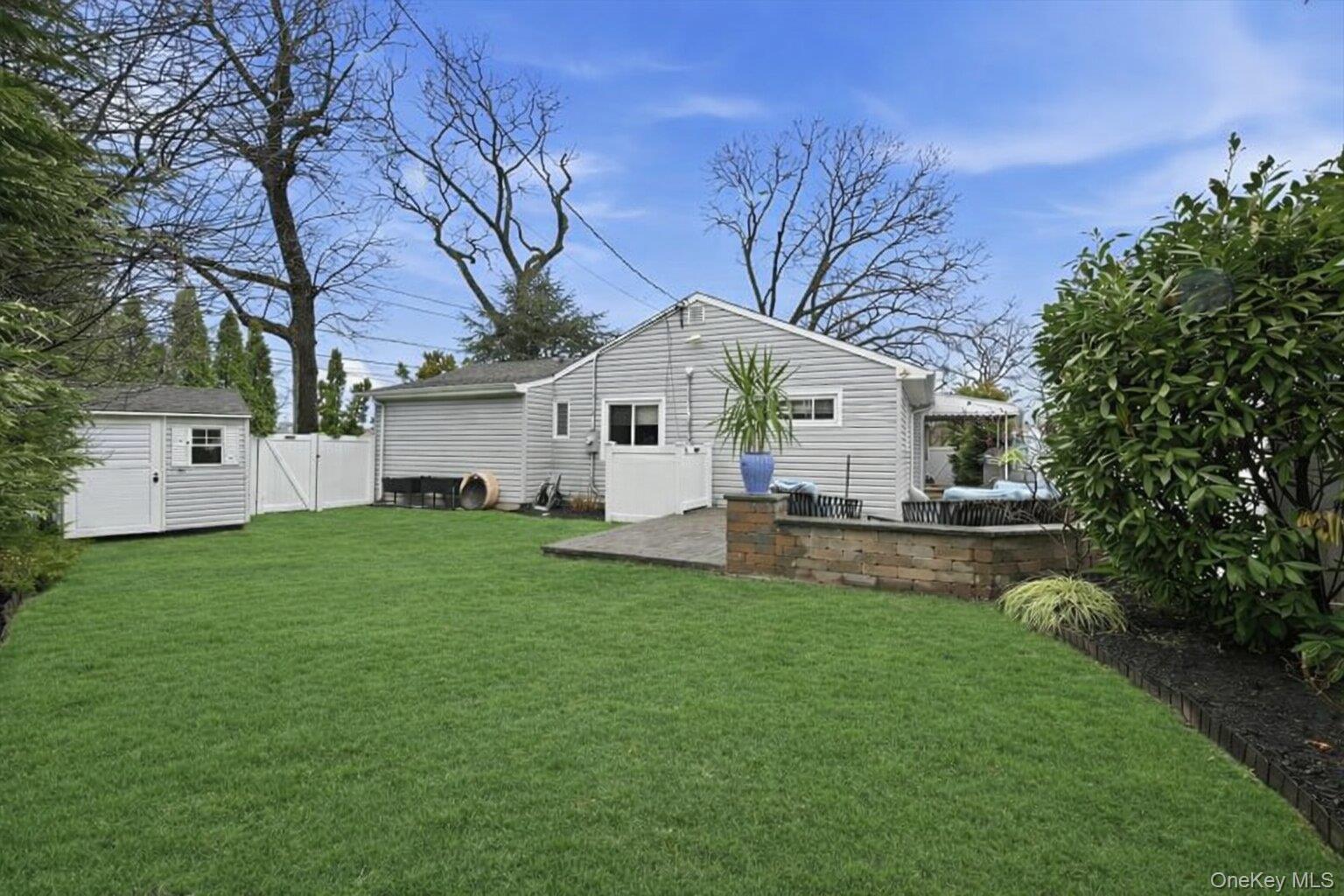 1261 Meadowbrook Road, Merrick, NY 11566