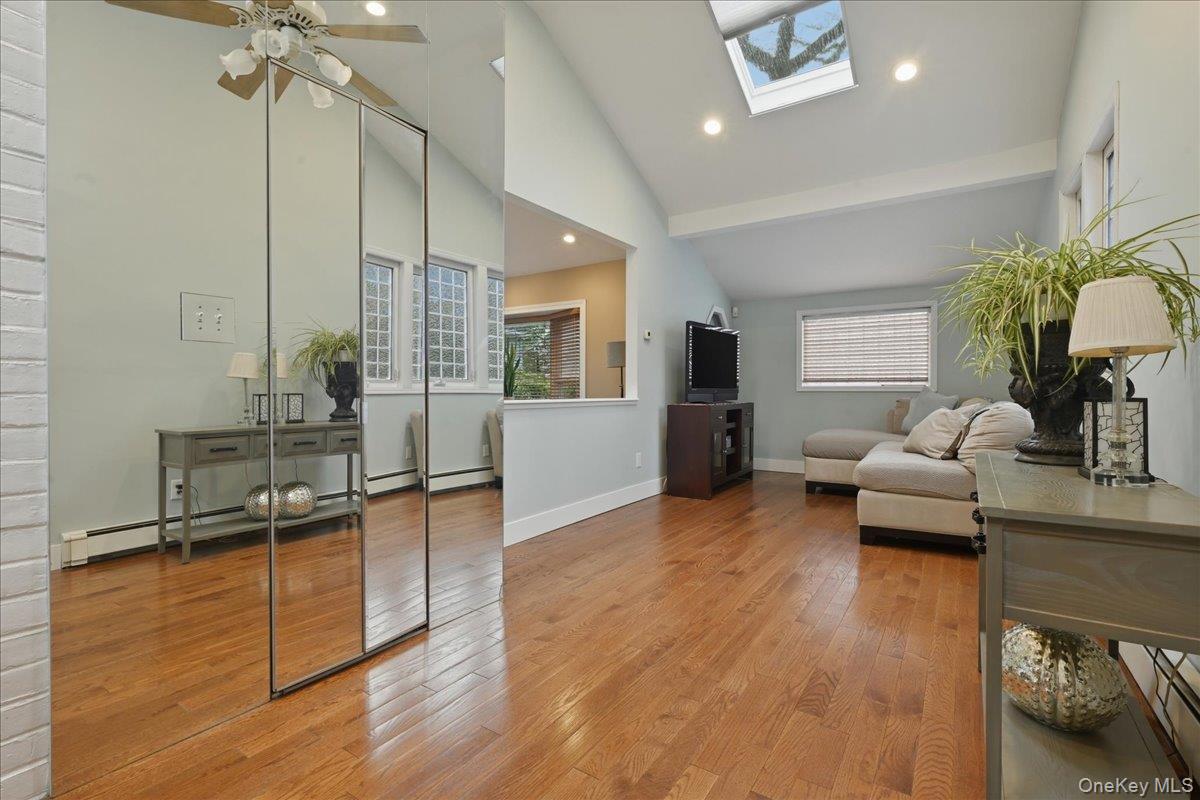 1261 Meadowbrook Road, Merrick, NY 11566