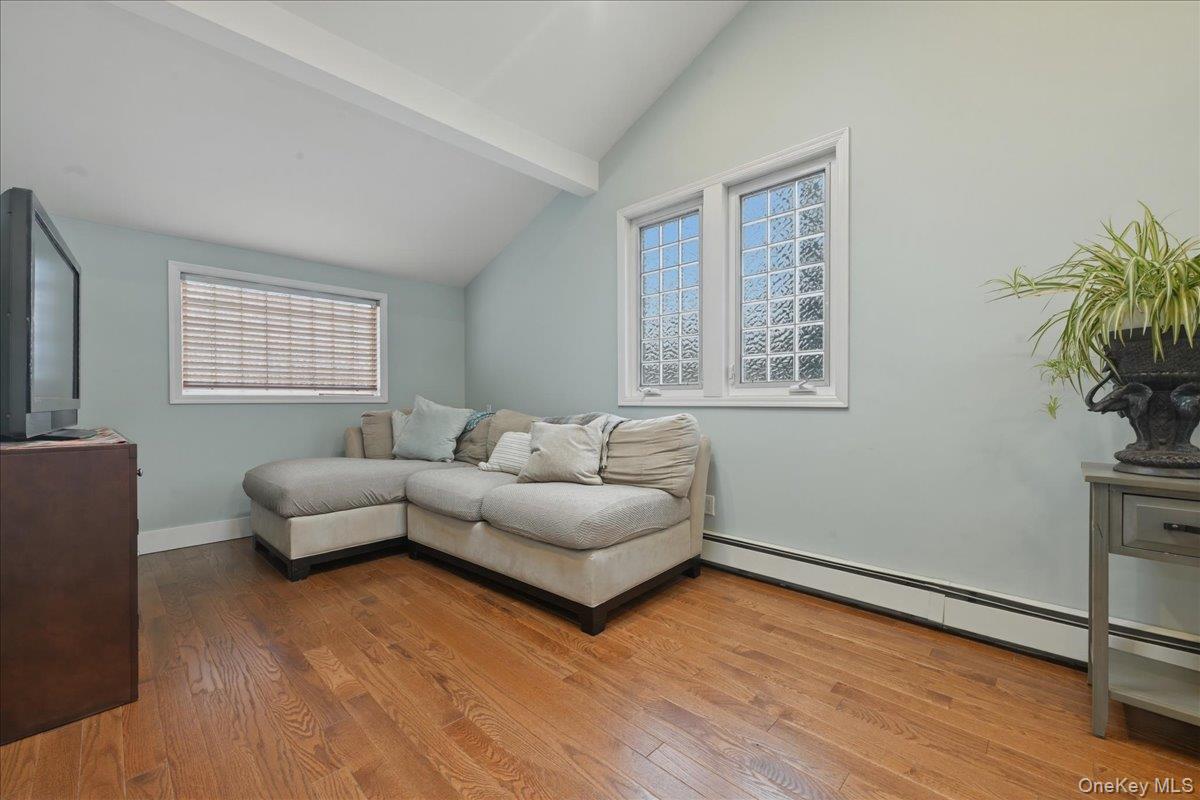 1261 Meadowbrook Road, Merrick, NY 11566