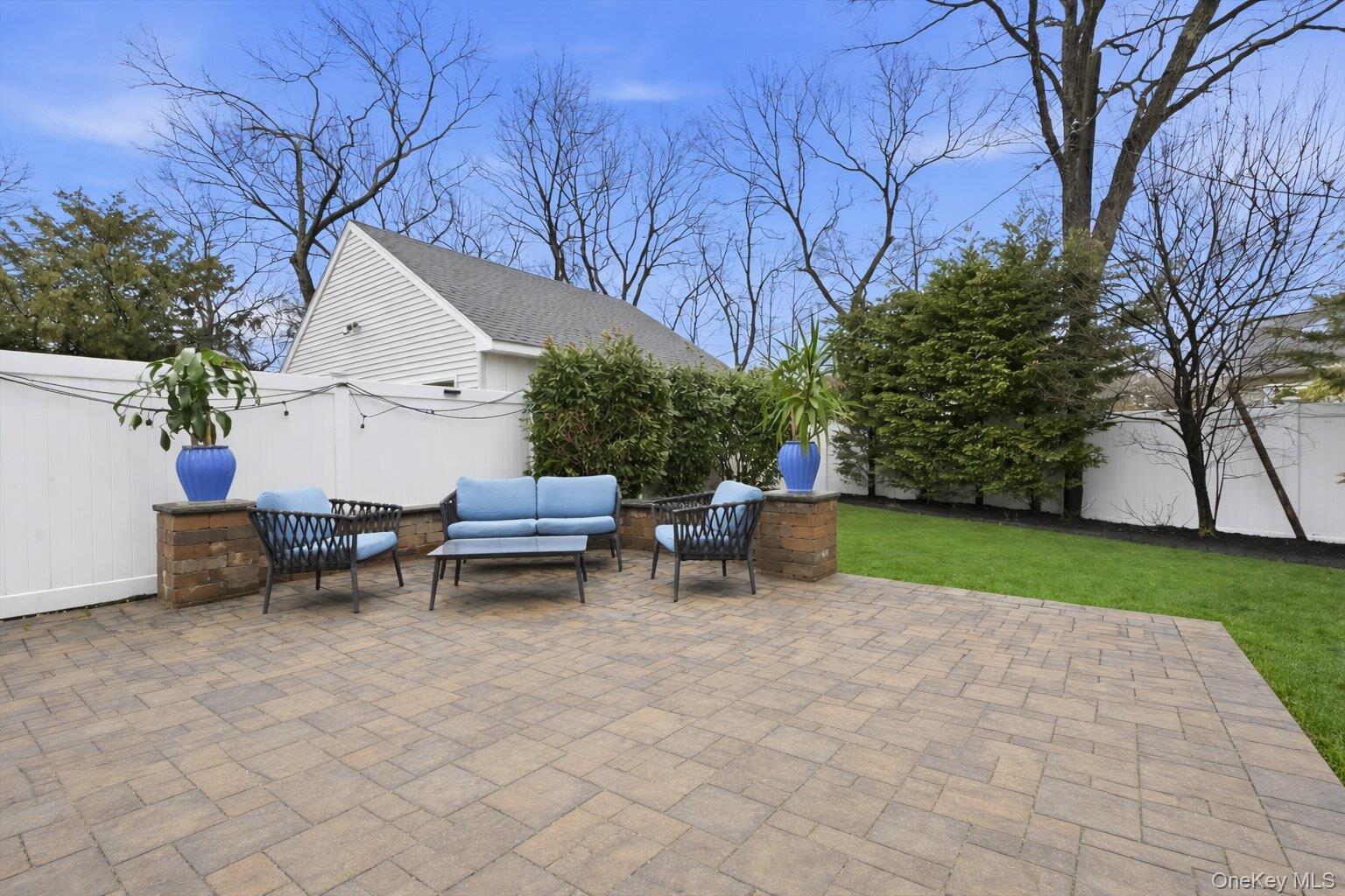 1261 Meadowbrook Road, Merrick, NY 11566