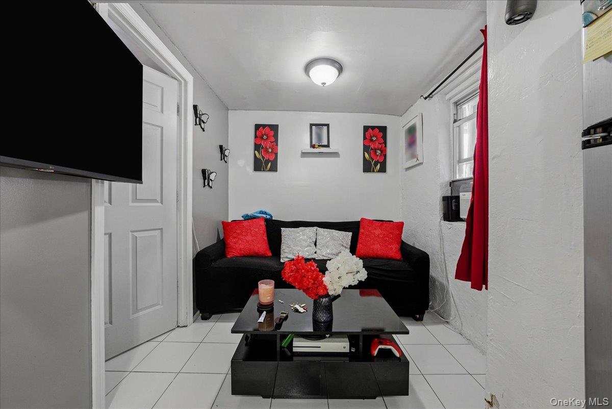 2304 Glebe Avenue, Bronx, NY 10462