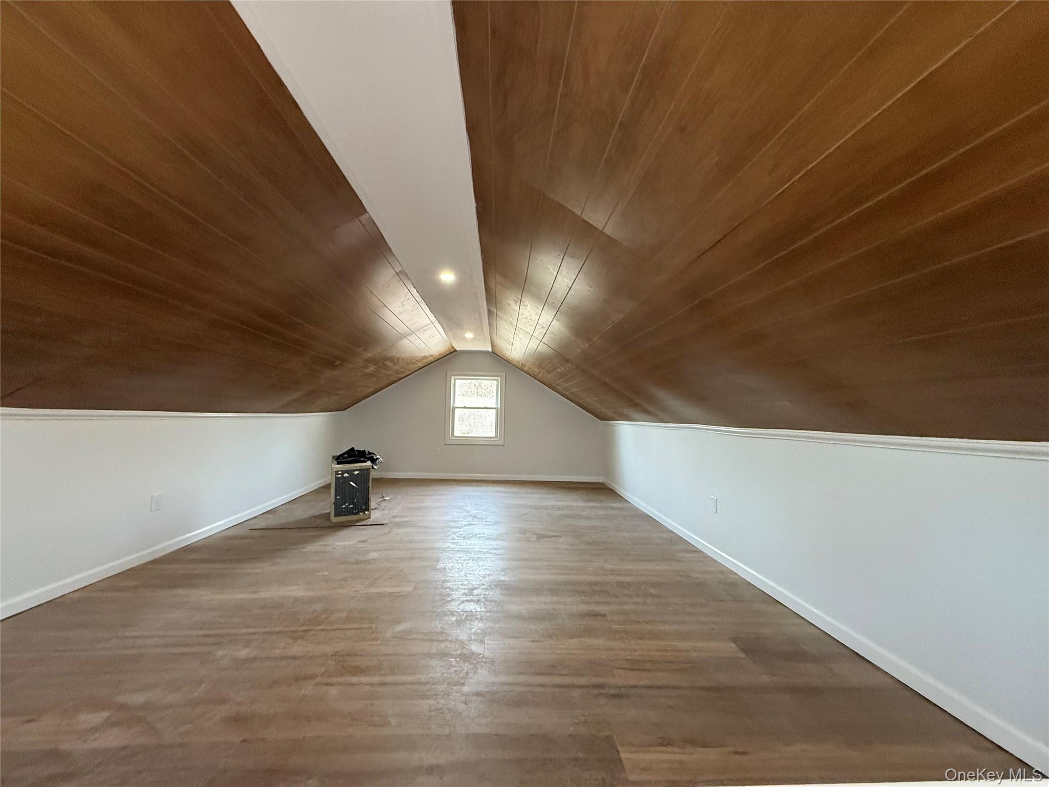 120 Lena Ave, Freeport, NY 11520