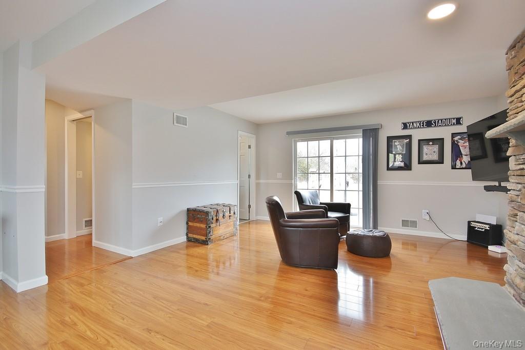 478 Lake Road, New Windsor, NY 12553