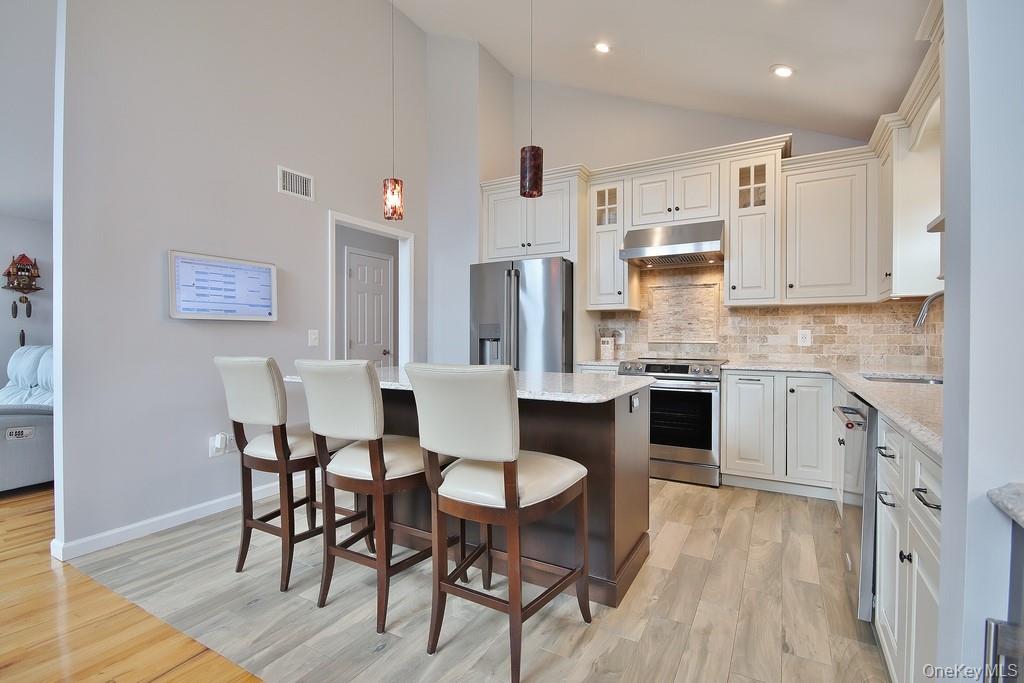 478 Lake Road, New Windsor, NY 12553