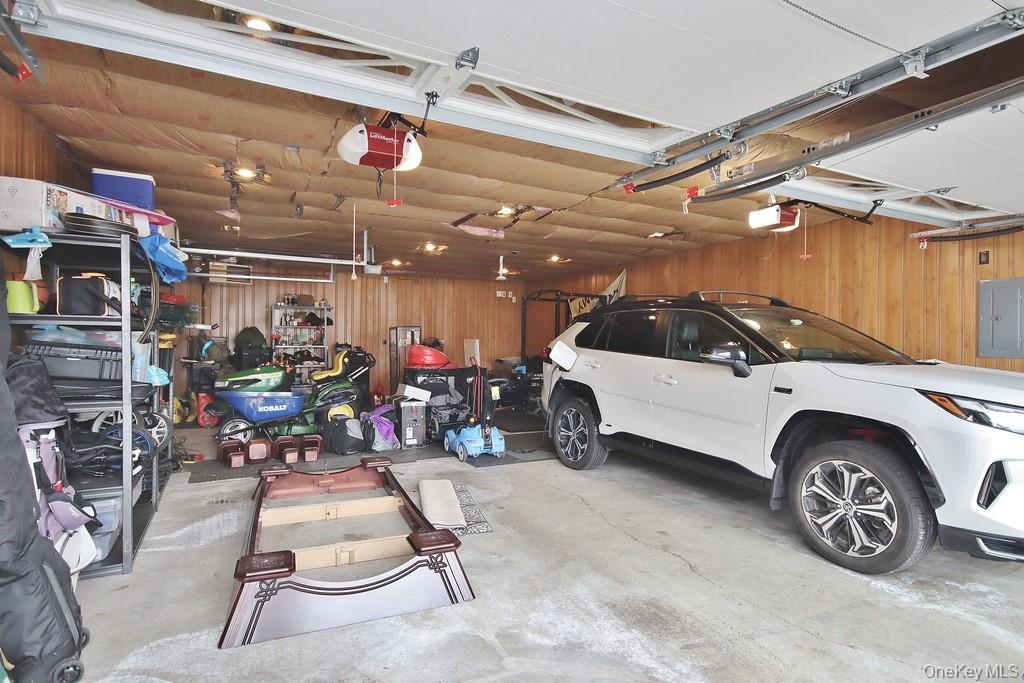 478 Lake Road, New Windsor, NY 12553