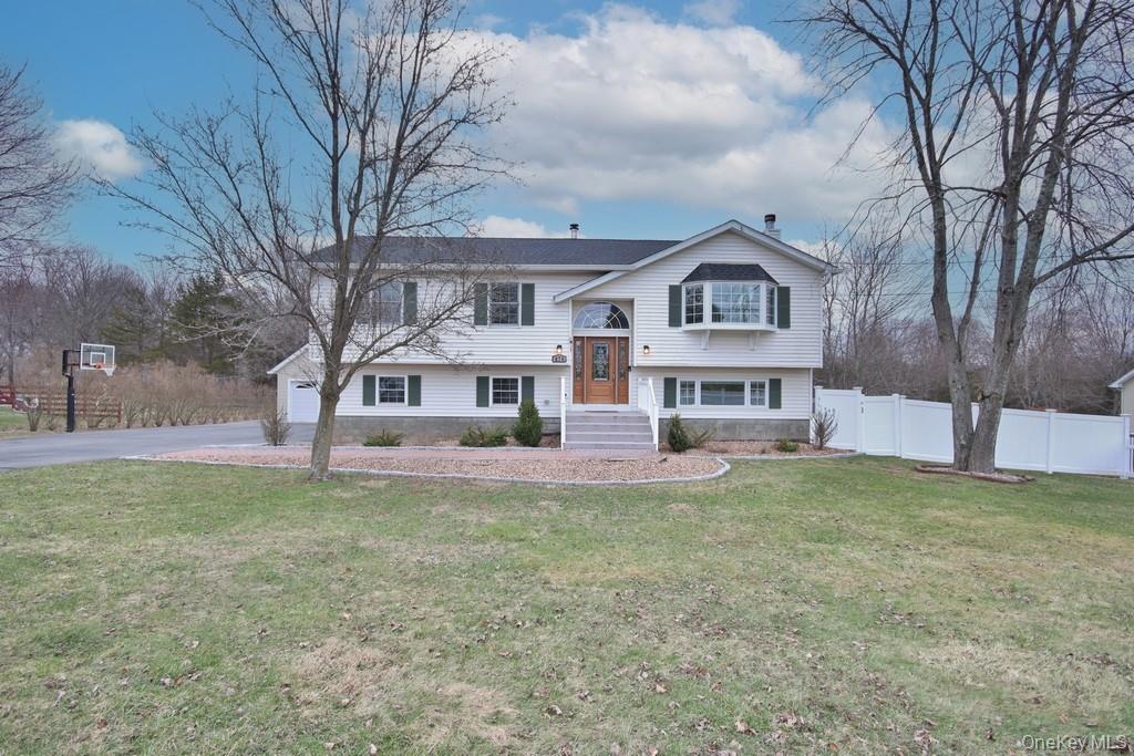 478 Lake Road, New Windsor, NY 12553