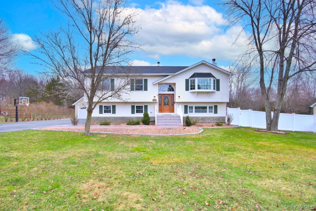 478 Lake Road, New Windsor, NY 12553