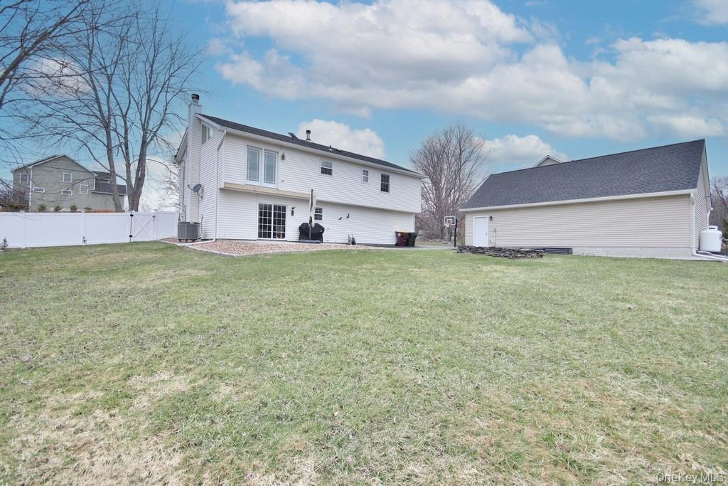 478 Lake Road, New Windsor, NY 12553