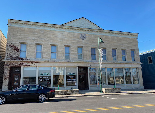 106 STEPHEN ST #201, Lemont, IL 60439