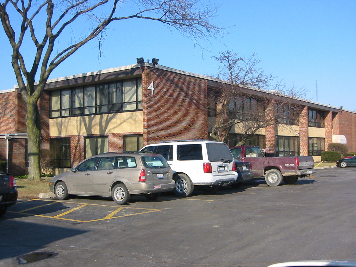 15W700 W FRONTAGE Road, Burr Ridge, IL 60527