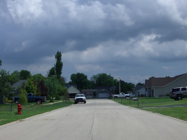 625/627 EFFIE Drive, Earlville, IL 60518