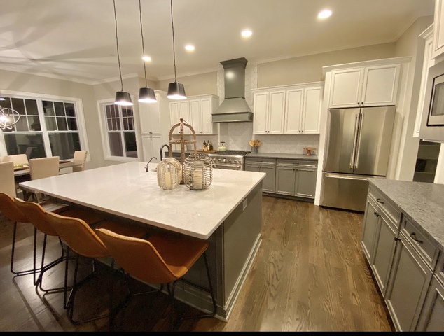468 Woodland Chase Lane, Vernon Hills, IL 60061