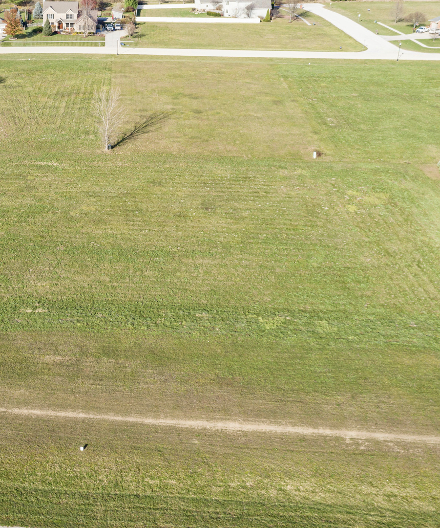 990 Prairie View Drive, Somonauk, IL 60552