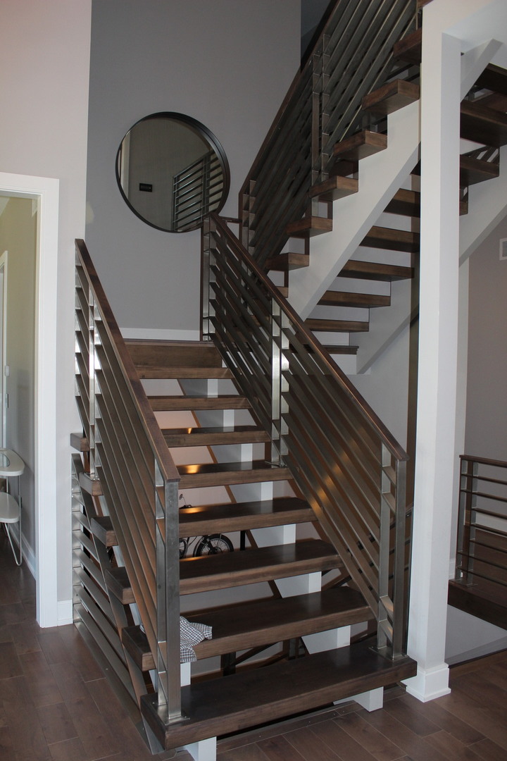 7S410 Arbor Drive, Naperville, IL 60540