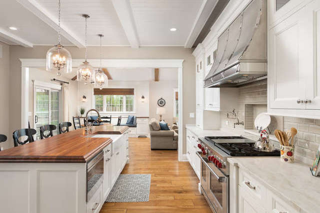 7S410 Arbor Drive, Naperville, IL 60540