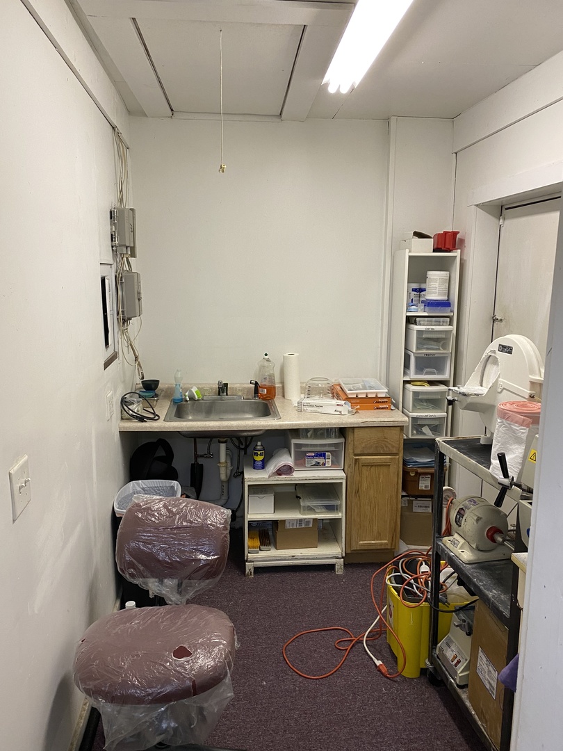 400 N Division Street, Harvard, IL 60033