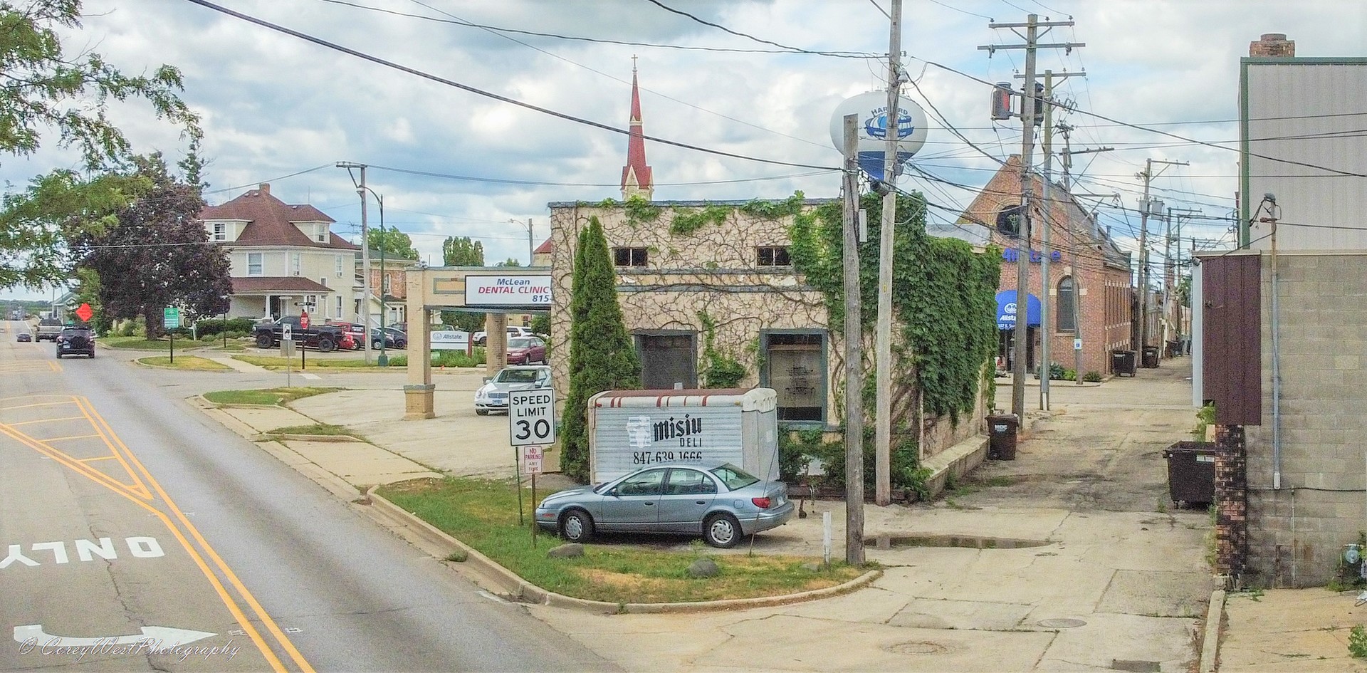 400 N Division Street, Harvard, IL 60033