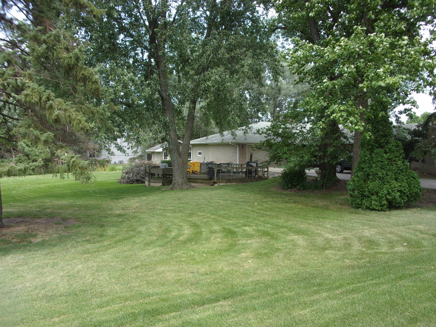 232 Eastgate Road, Lombard, IL 60148