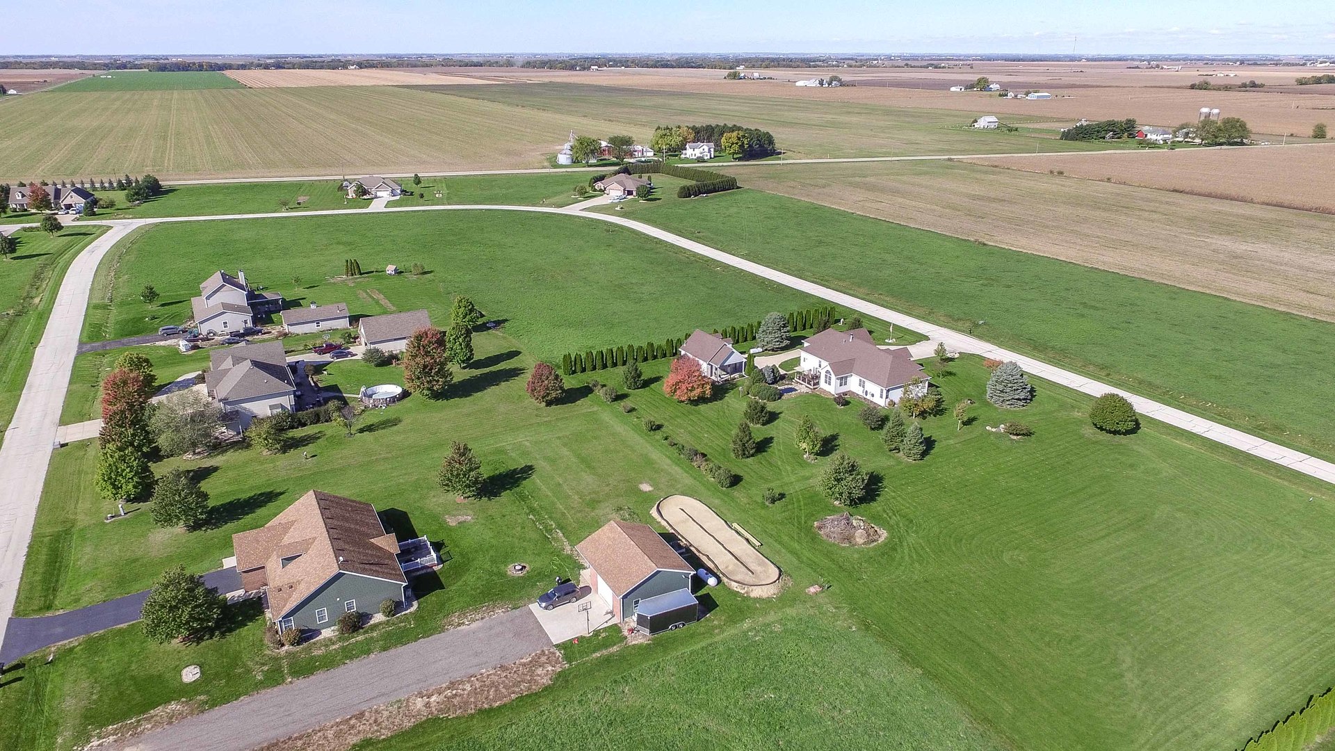 2419 N 4210th Road, Sheridan, IL 60551