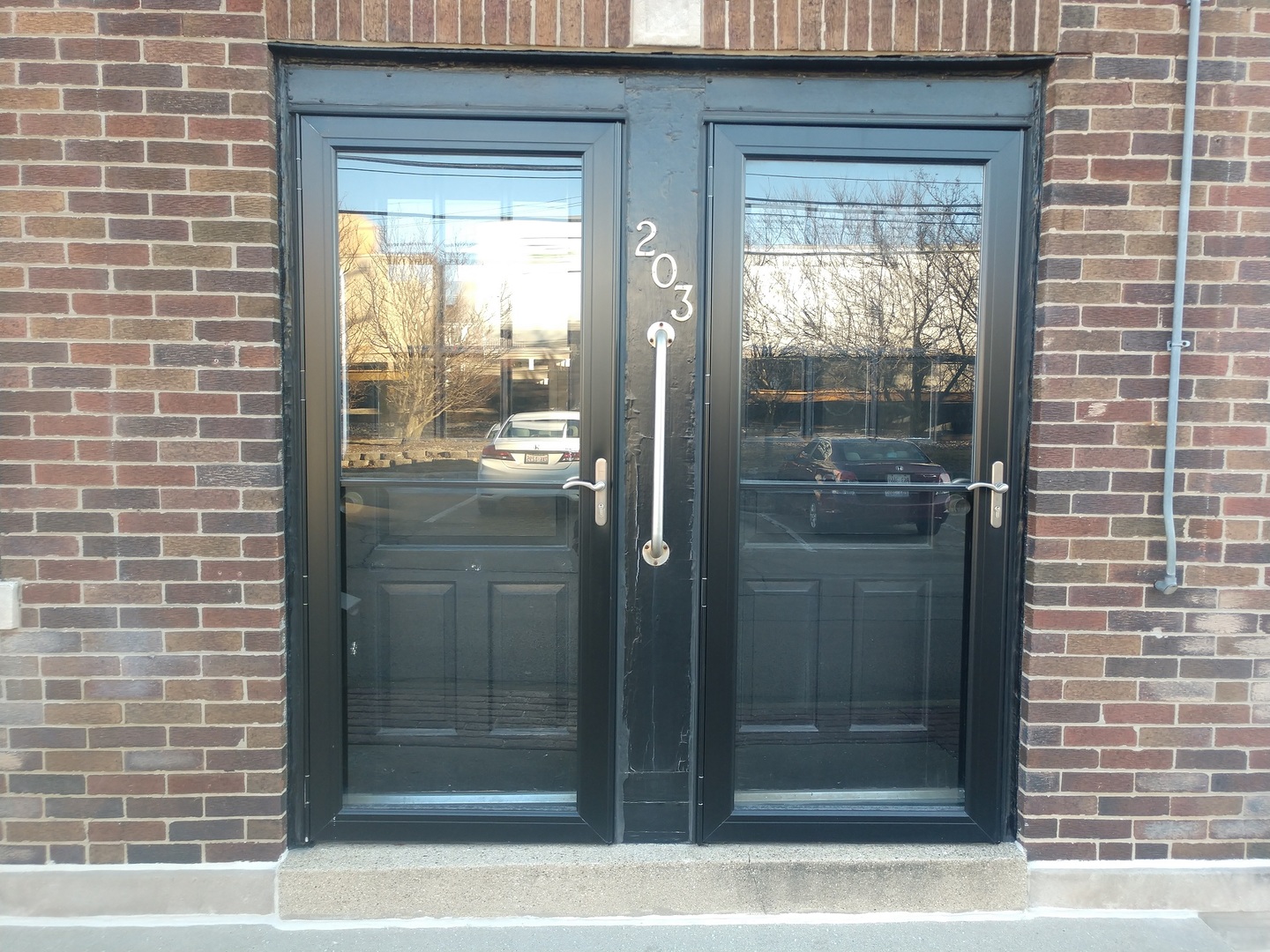 203 Railroad Avenue, Clarendon Hills, IL 60514