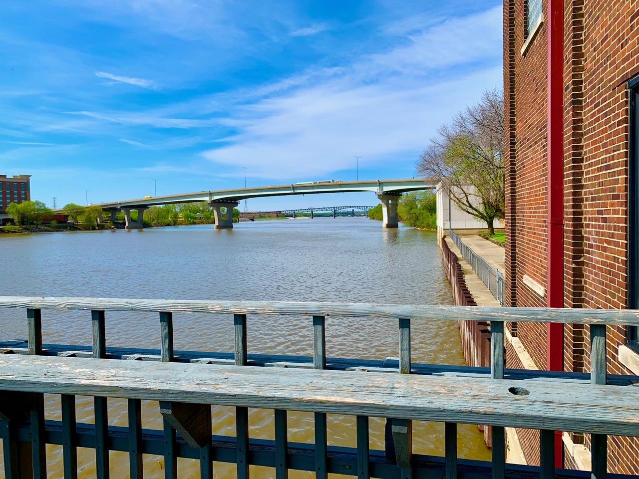 330 SW Water Street, Peoria, IL 61601