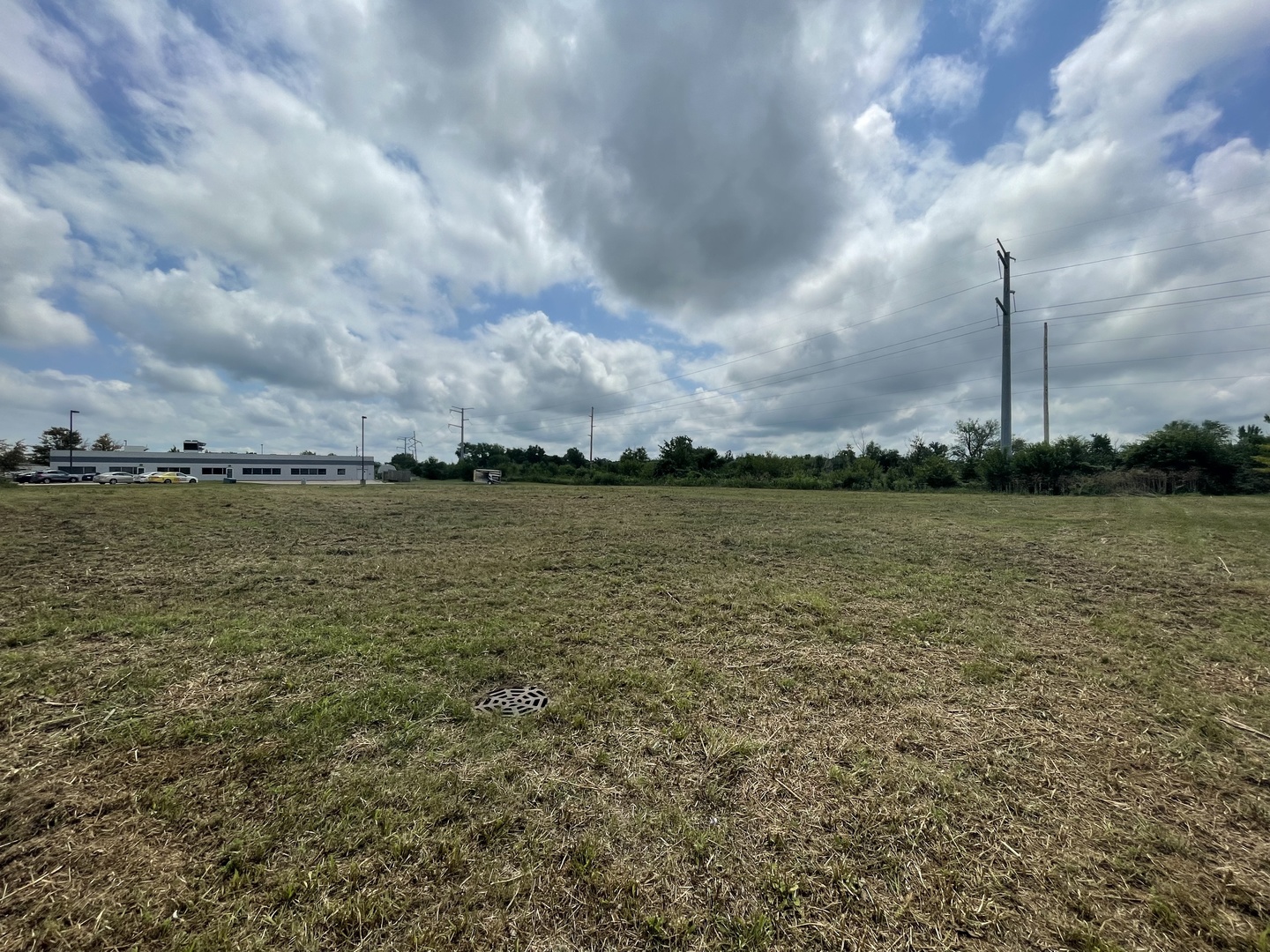 14 Finance Drive, Bloomington, IL 61704