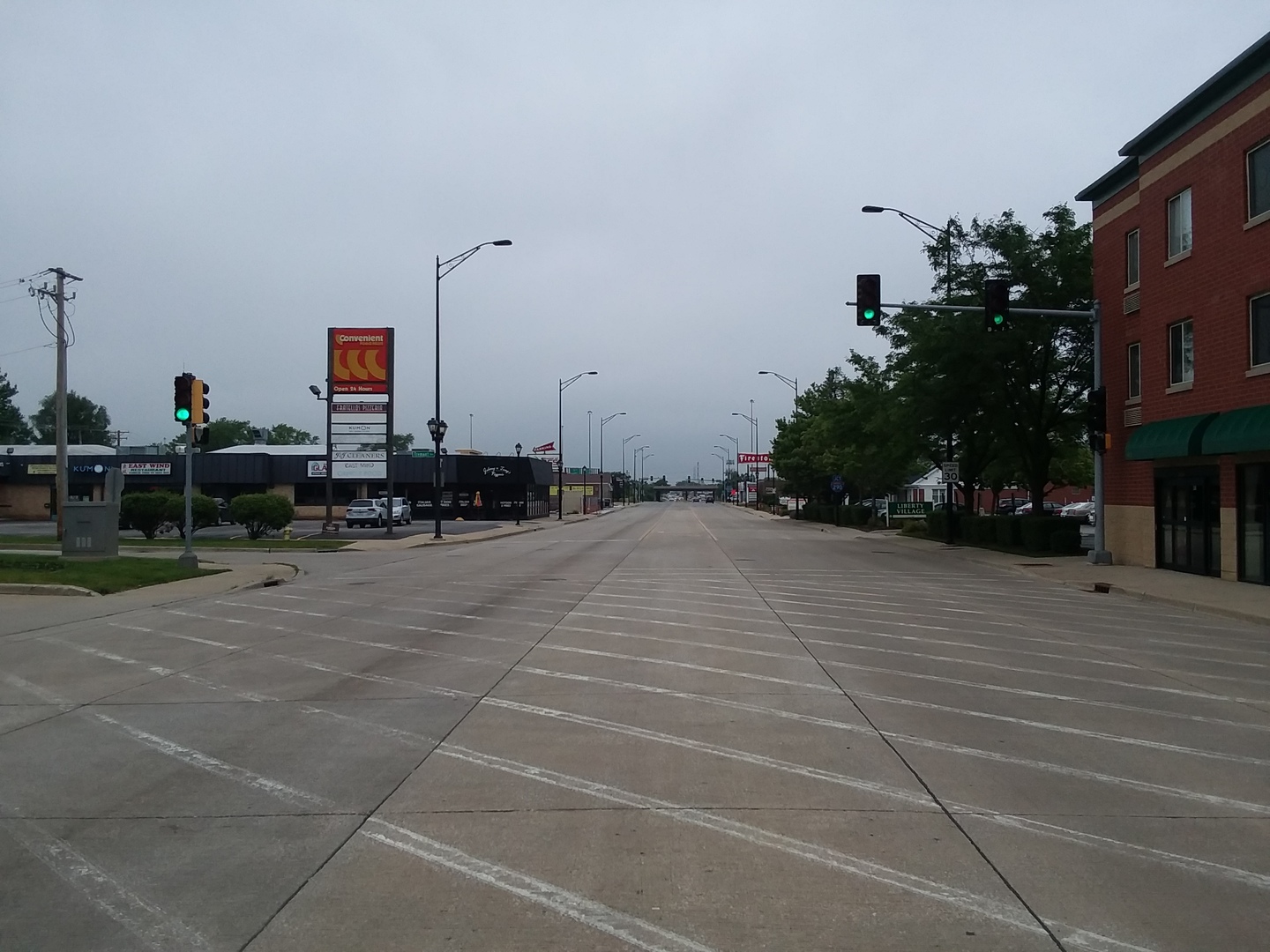 418 N York Street #C, Elmhurst, IL 60126