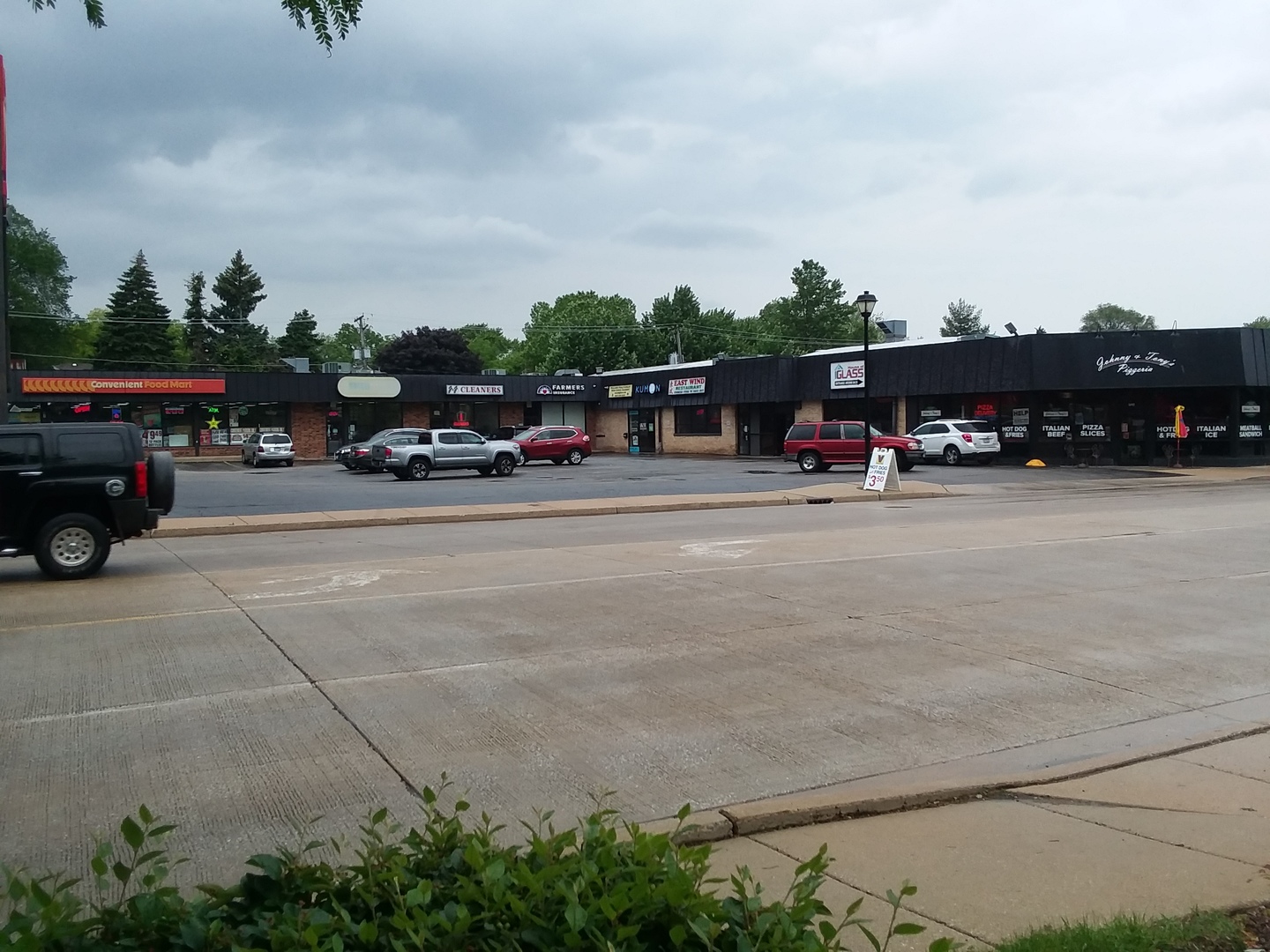 418 N York Street #C, Elmhurst, IL 60126